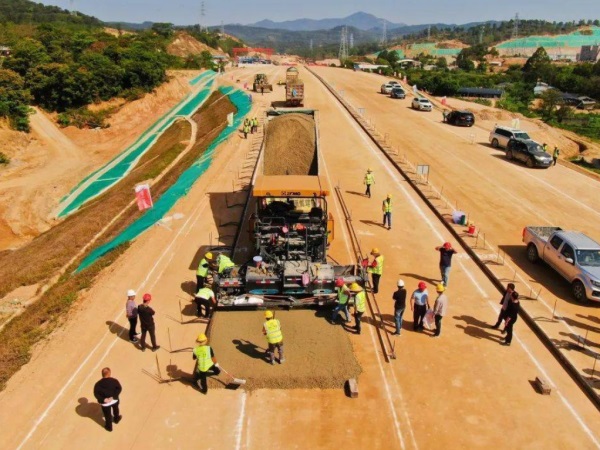 庆阳高速公路